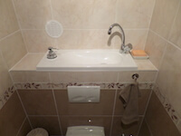 Lave-mains sur WC suspendu gain de place WiCi Bati - Monsieur G (91) - 1 sur 2